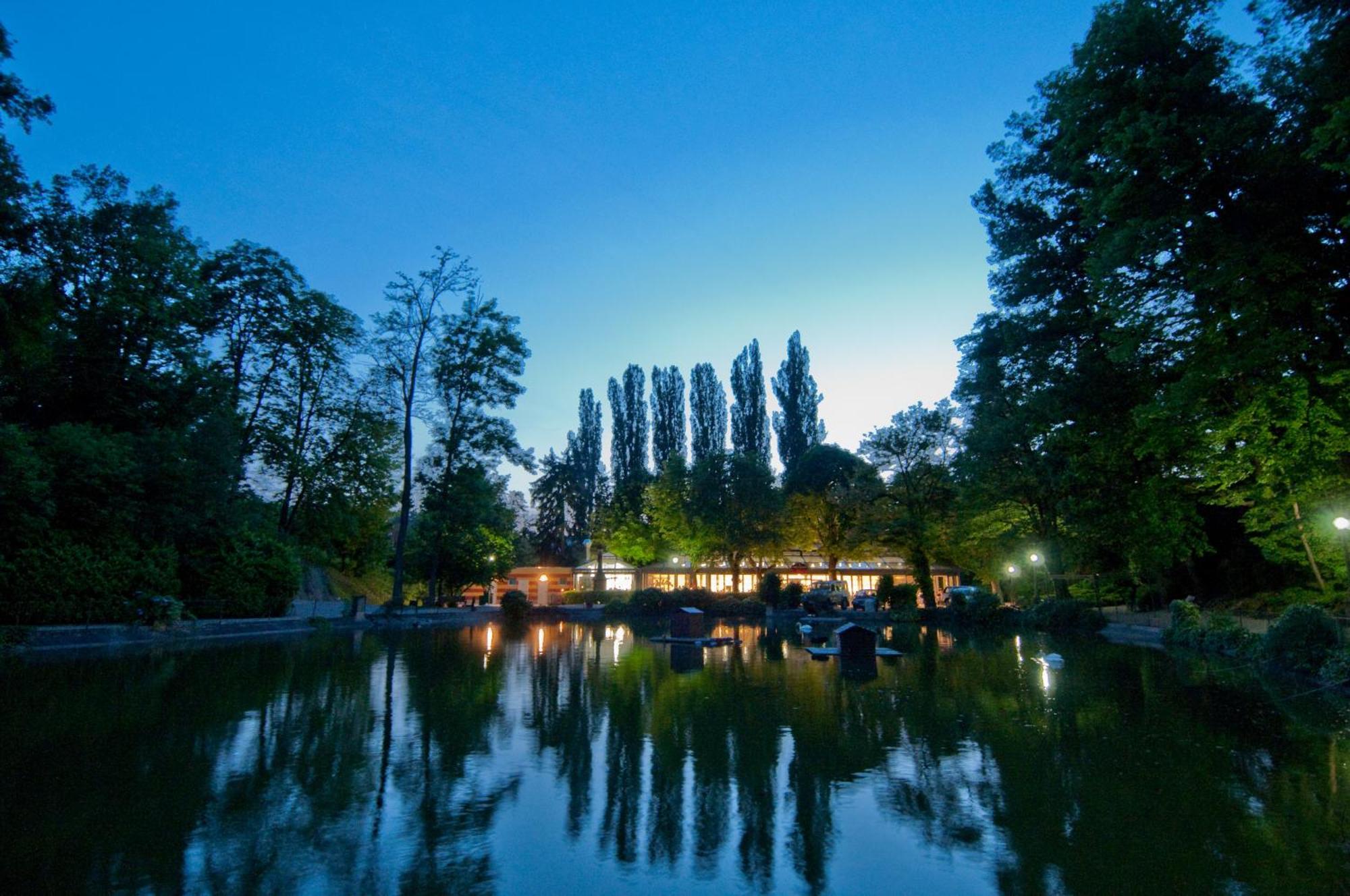 Villaggio Narrante - Le Case Dei Conti Mirafiore Serralunga d'Alba Buitenkant foto